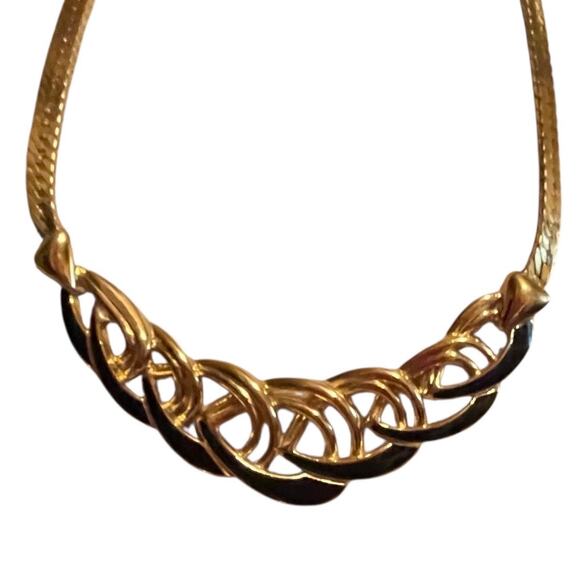 Vintage Trifari Statement Gold Tone Black Enamel Serpentine Choker Necklace - Picture 5 of 15